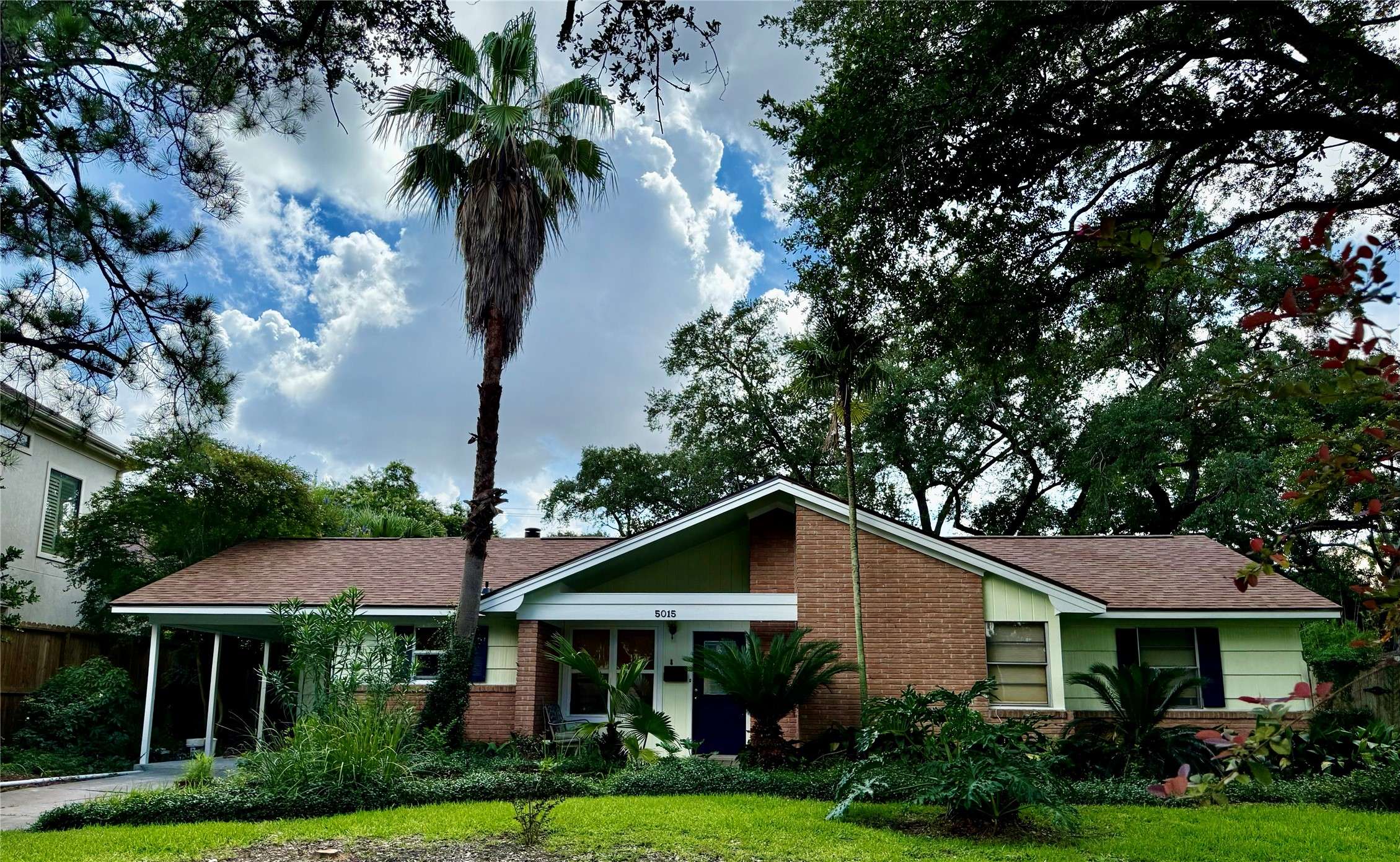 5015 Grape ST, Houston, TX 77096