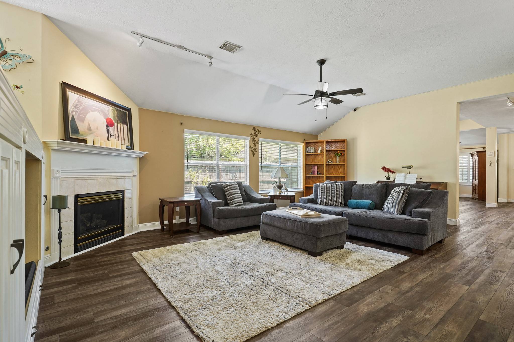 5102 Cherrywood CT, League City, TX 77573