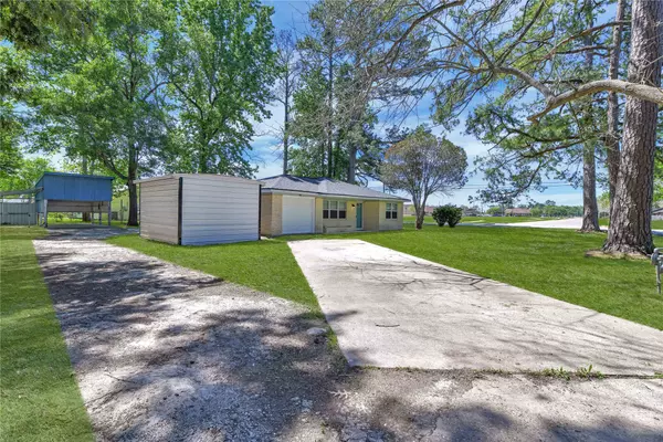 Dayton, TX 77535,301 Cherry Creek RD