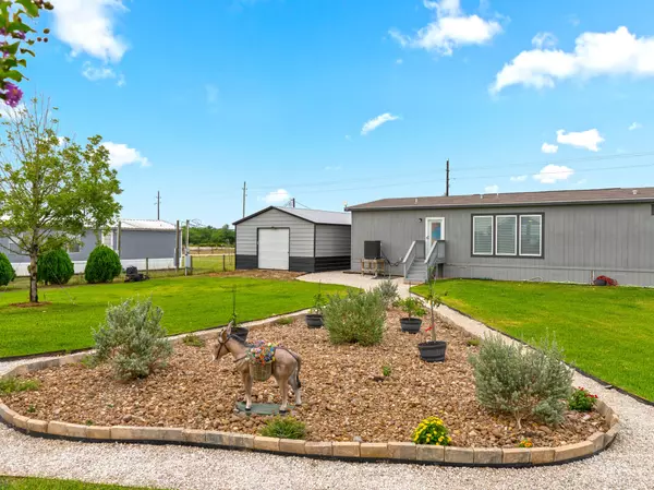 East Bernard, TX 77435,8786 & 8770 County Road 273