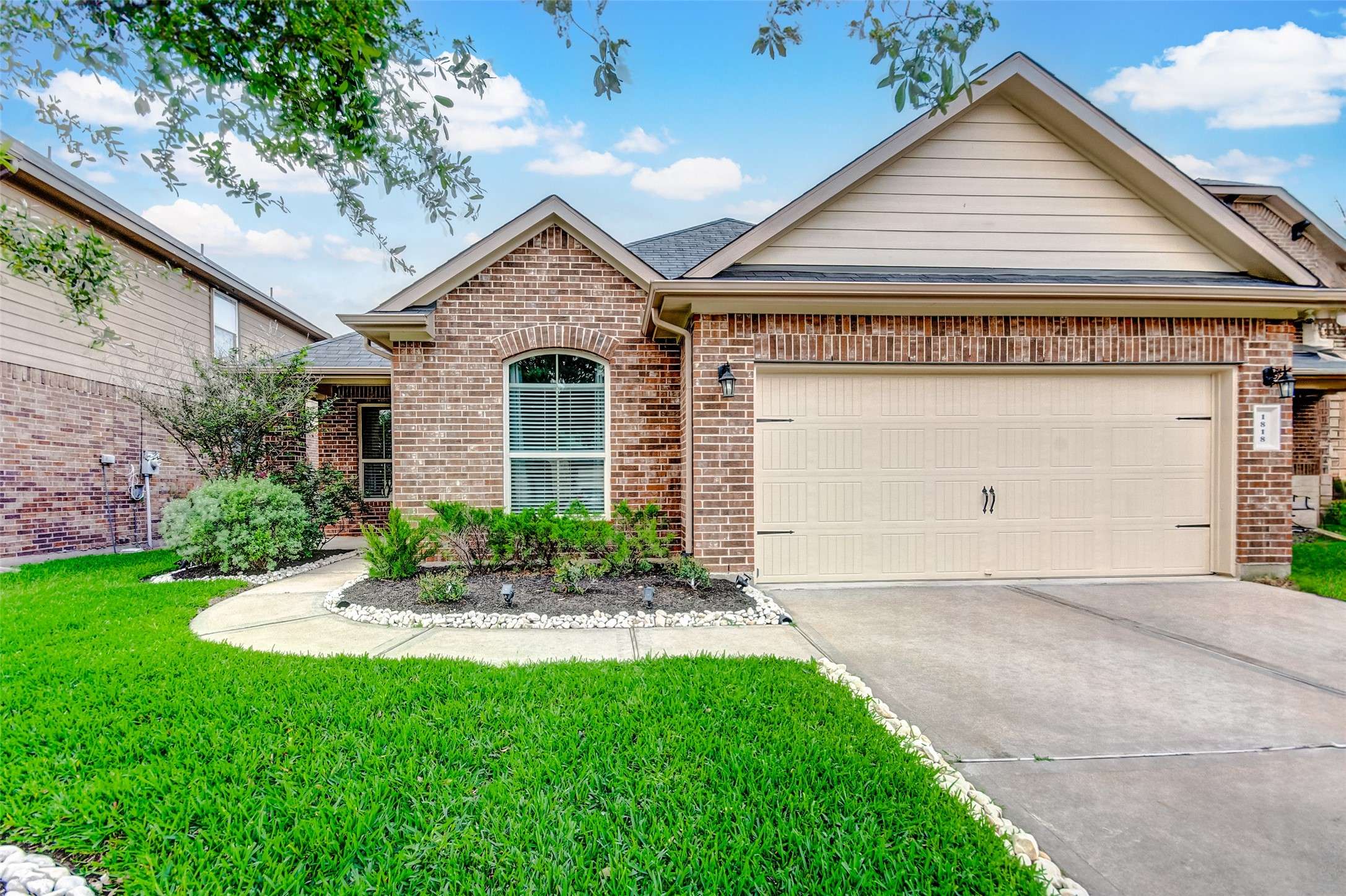 1818 Seville MNR,  Fresno,  TX 77545