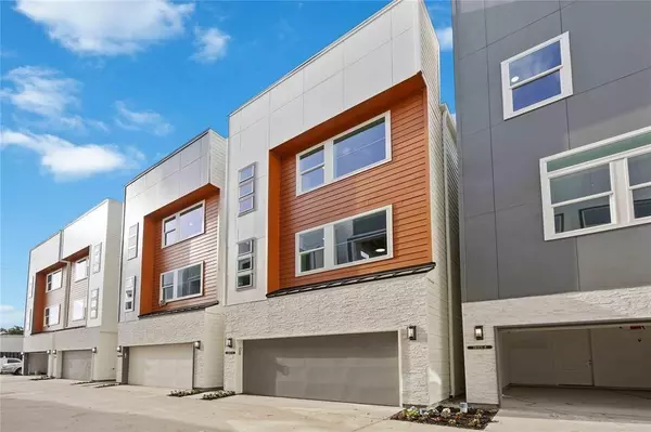 1805 Emir ST #B, Houston, TX 77009
