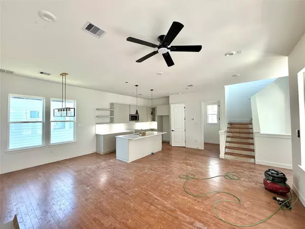 Houston, TX 77080,9428 Campbell RD #A