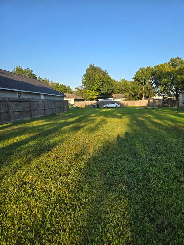 Rosenberg, TX 77471,614 Mulcahy ST