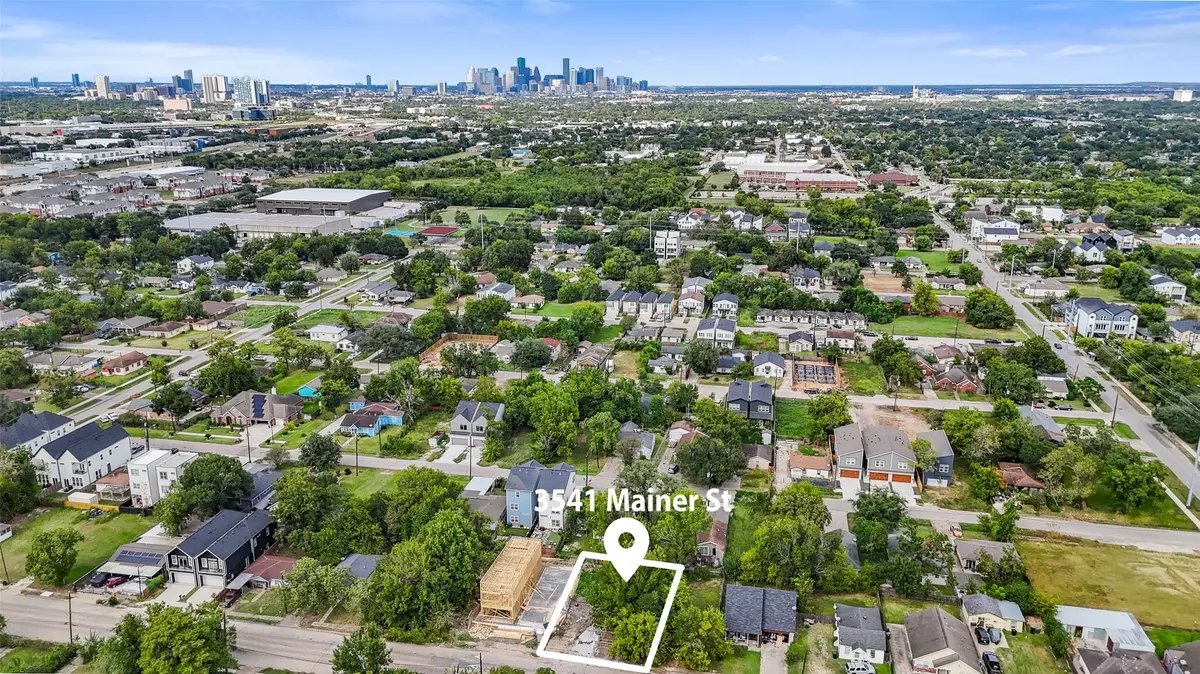 Houston, TX 77021,3541 Mainer ST