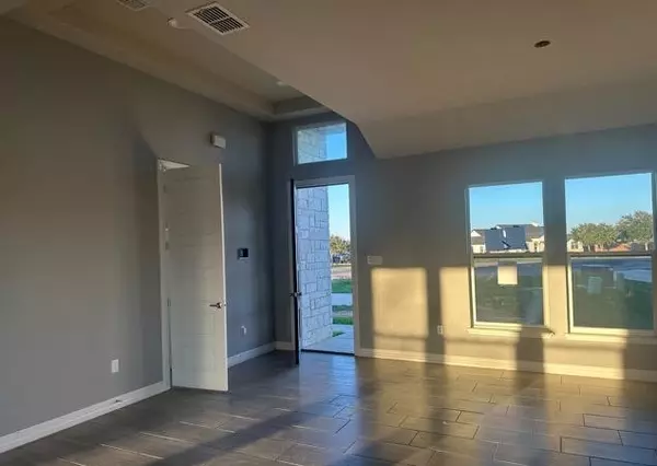 Lytle, TX 78052,100 W Medium Meadow DR