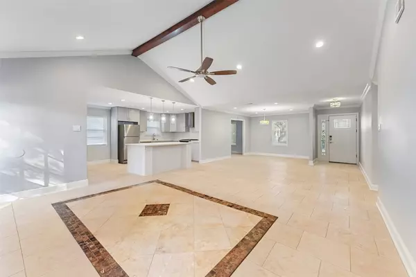 Houston, TX 77042,10719 Del Monte DR