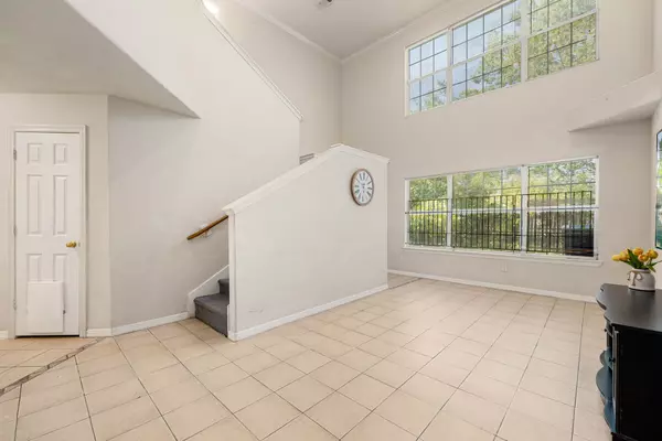 Houston, TX 77021,6418 England ST