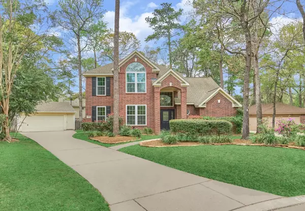 47 Firethorn PL, The Woodlands, TX 77382