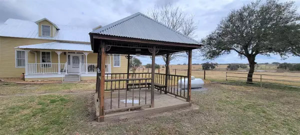 Hallettsville, TX 77964,361 County Road 242a