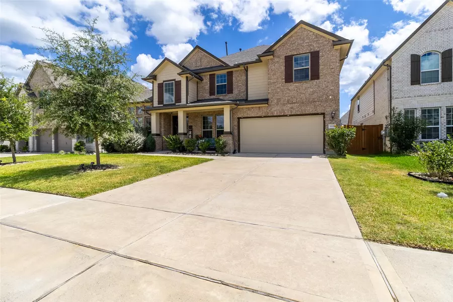 3010 Flora Manor DR, La Marque, TX 77568
