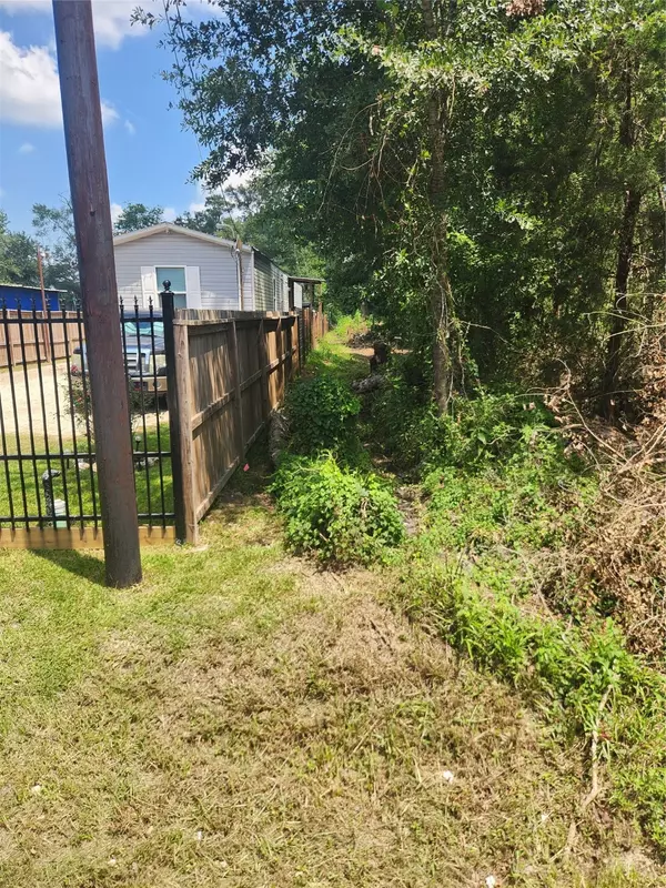 Crosby, TX 77532,524 Arcadian DR