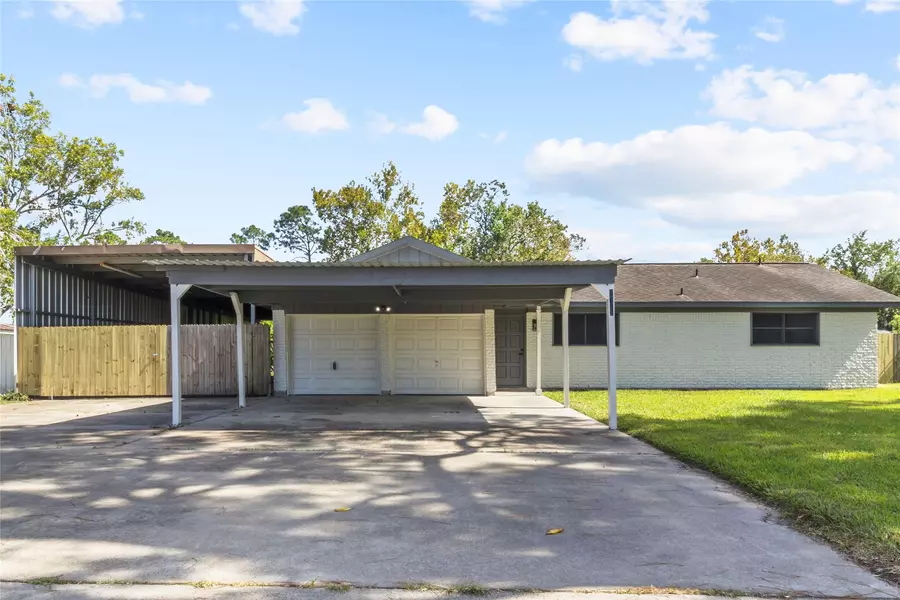 3721 Tower RD, Santa Fe, TX 77517