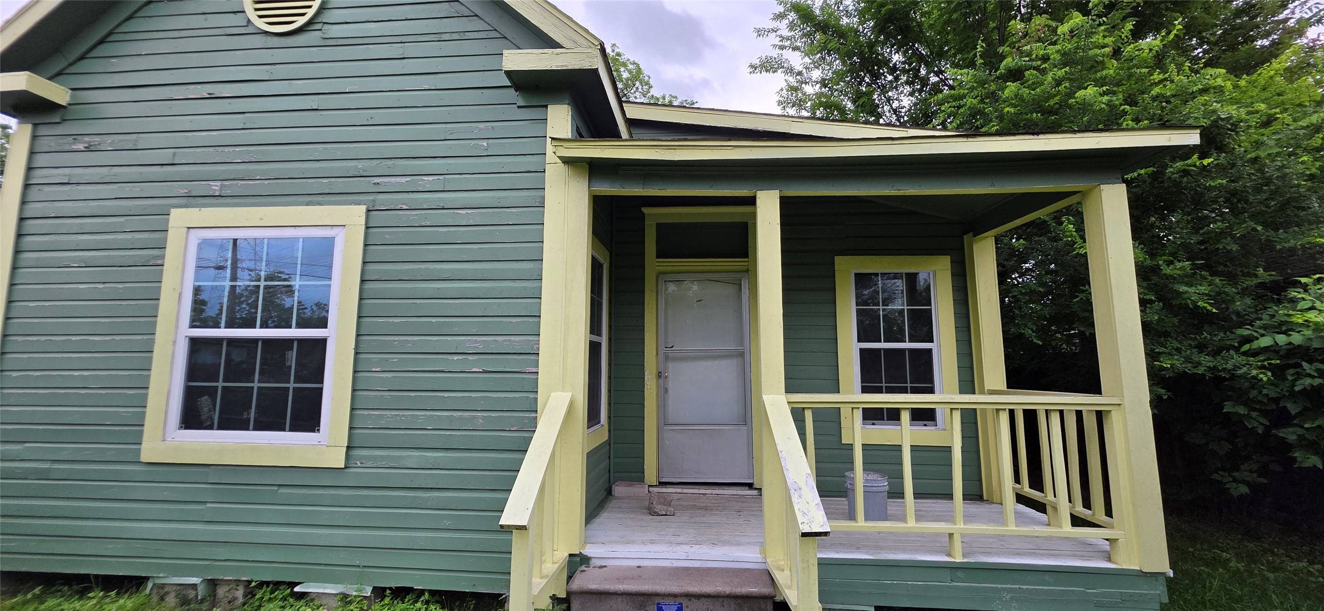 Houston, TX 77022,1426 E 36th ST