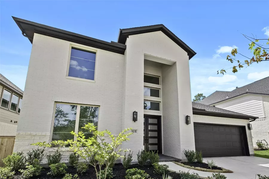 115 Mockingbird Trails DR, Willis, TX 77318