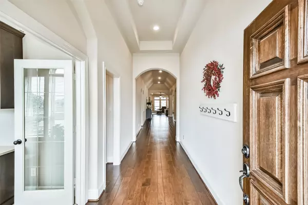 Cypress, TX 77433,18614 Town Bluff DR