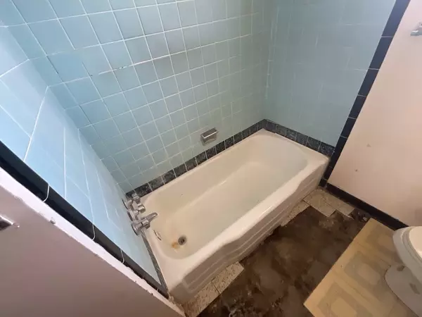 El Paso, TX 79924,9500 Verbena DR