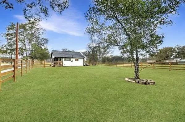 Liberty, TX 77575,801 Washington ST