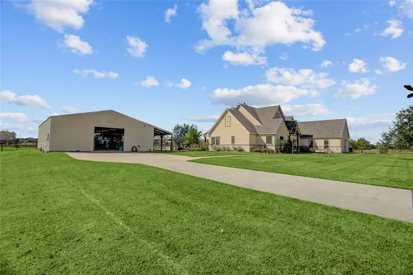 Alvin, TX 77511,1153 County Road 150