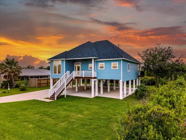 San Leon, TX 77539,218 Debbie LN