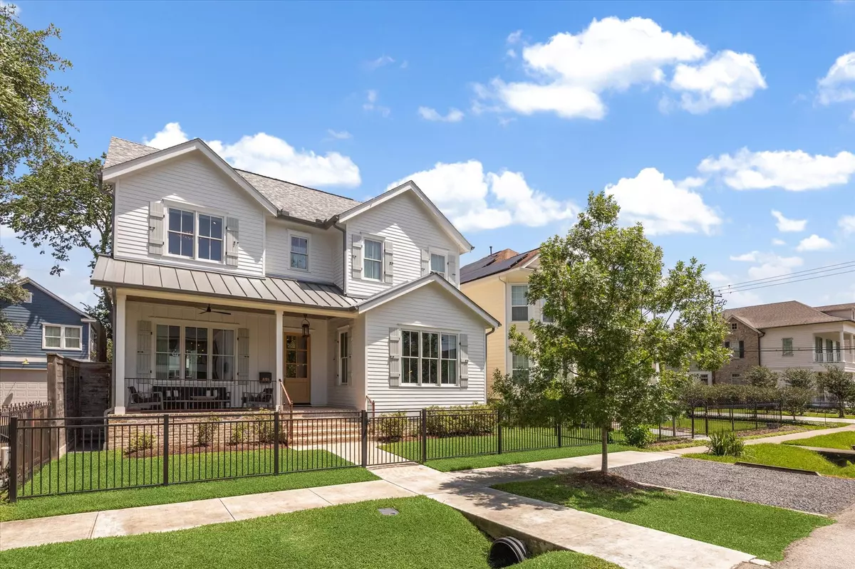 Houston, TX 77008,639 E 10th ST