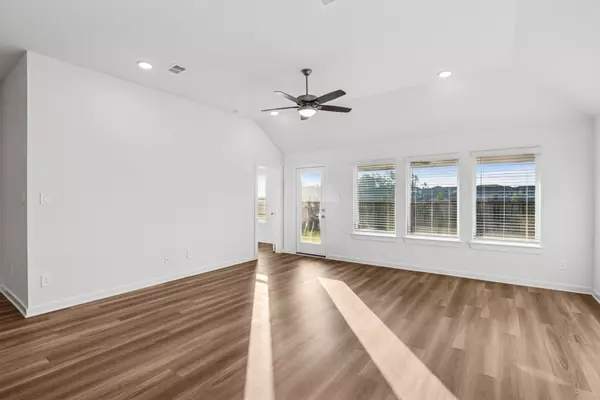 New Caney, TX 77357,22644 Hackberry Leaf DR