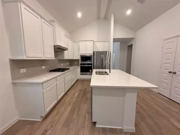 Katy, TX 77493,7323 Blue Gentiana LN