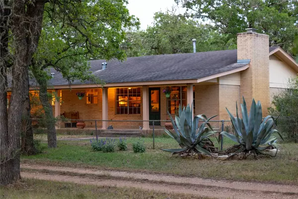 991 Fm 20, Cedar Creek, TX 78612