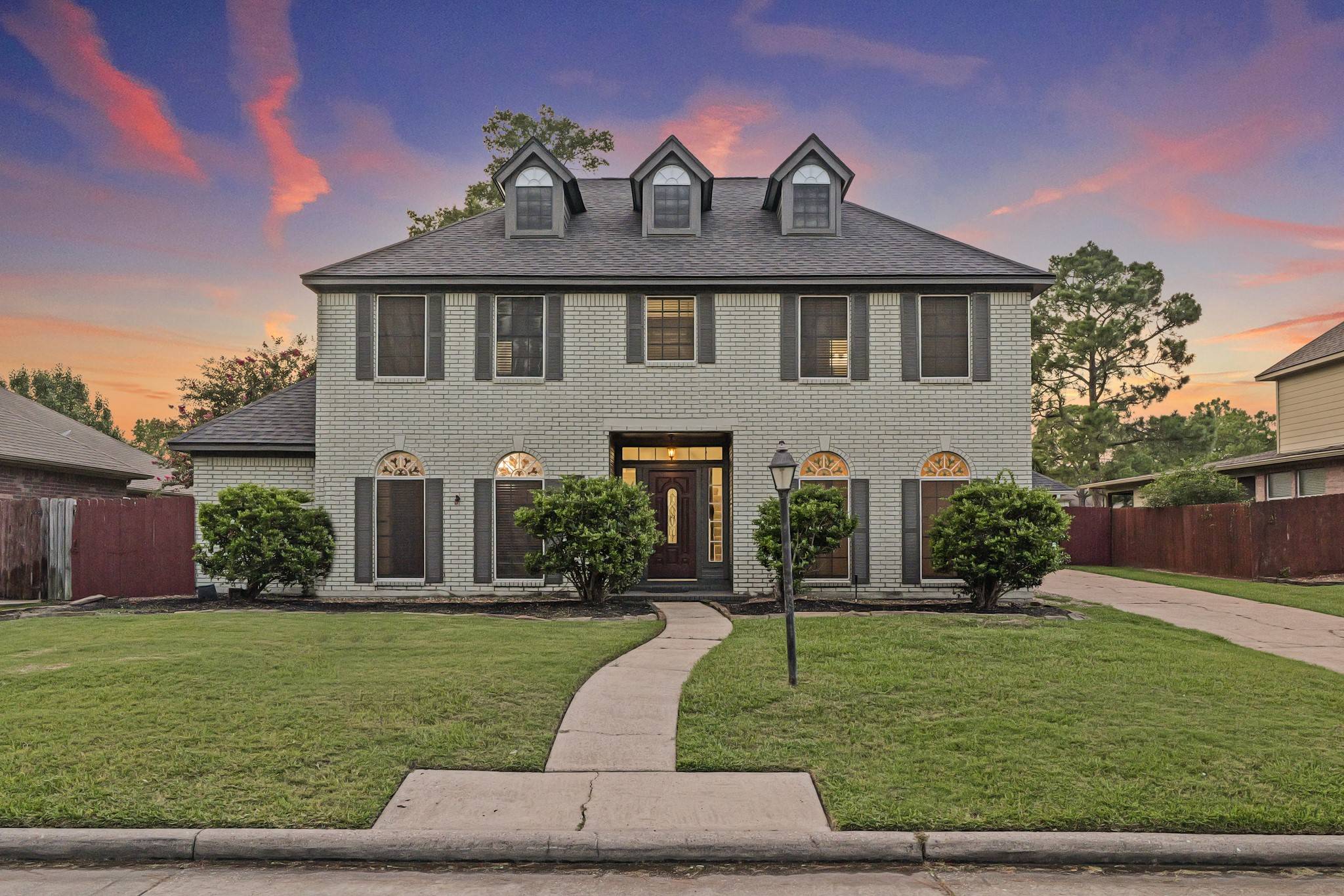 18714 Walden Forest DR, Humble, TX 77346