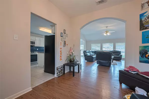 Sugar Land, TX 77498,3619 Strartford arms LN