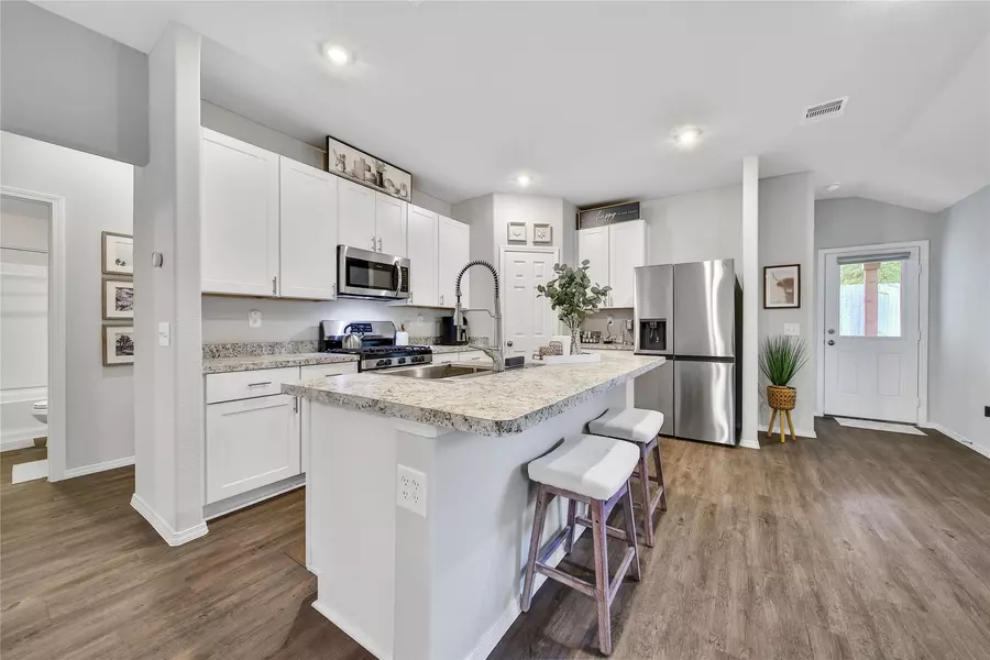 1879 Brushy Cedar DR, Conroe, TX 77301