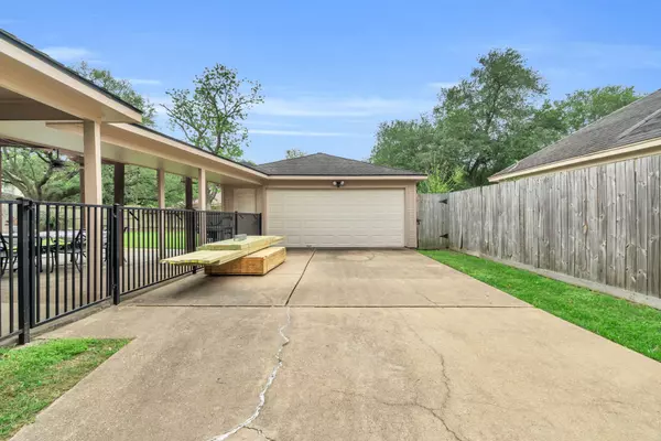 Houston, TX 77084,18211 Spellbrook DR