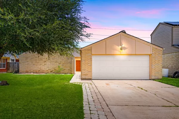 6822 Stonewater,  Houston,  TX 77084