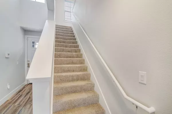 Spring, TX 77386,28325 Birnham Woods DR #103
