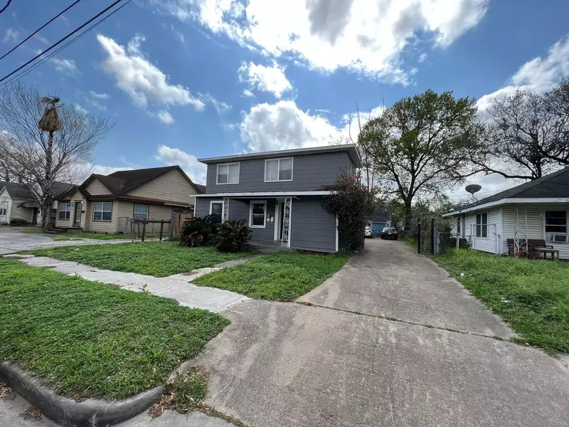 3210 Winbern ST #B, Houston, TX 77004