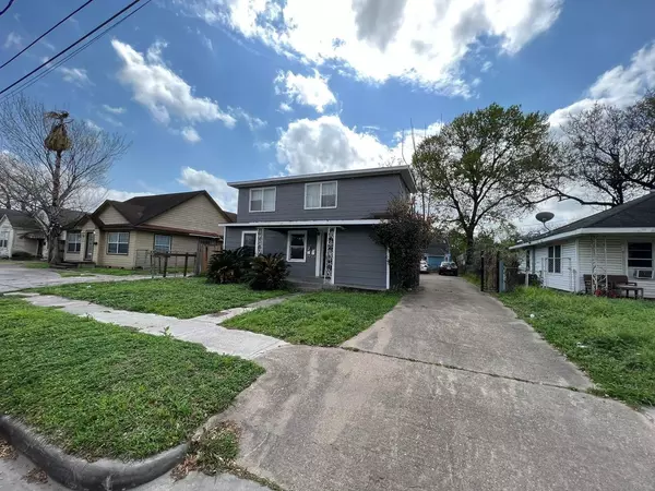 3210 Winbern ST #B, Houston, TX 77004