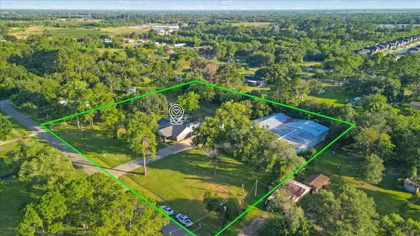 3751 County Road 949b, Alvin, TX 77511