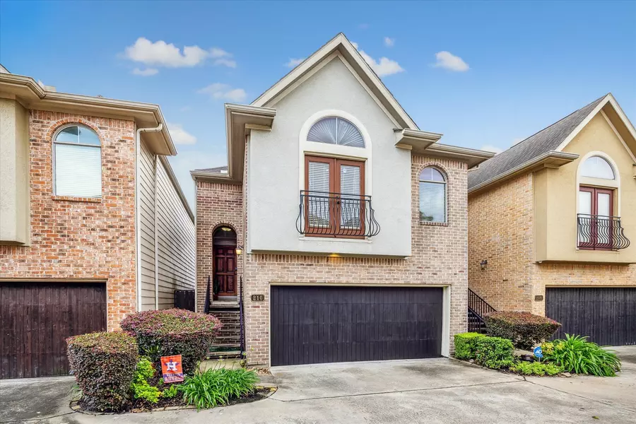 210 Grove ST, Houston, TX 77020