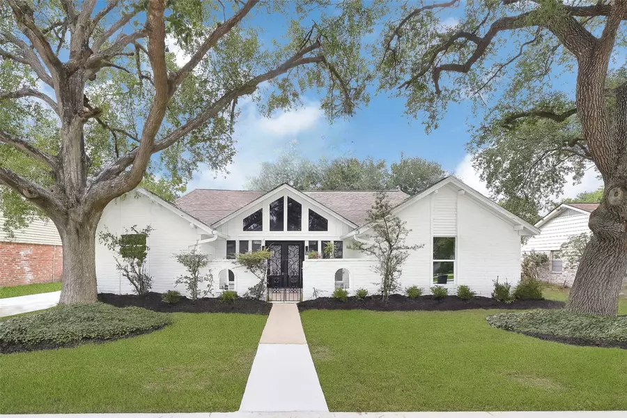 15702 Congo LN, Jersey Village, TX 77040