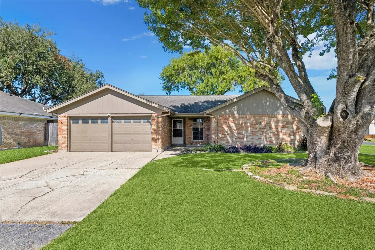 Texas City, TX 77590,2302 37th AVE N