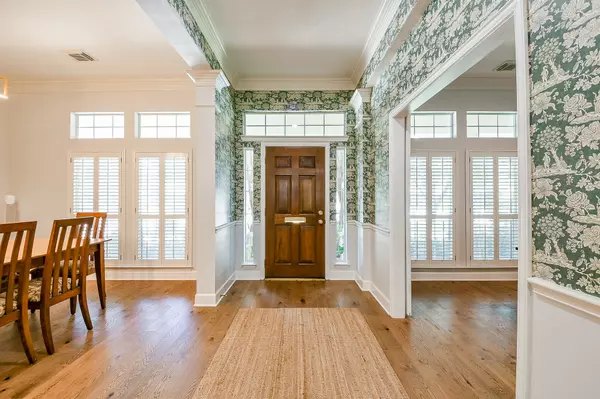 Houston, TX 77056,2442 Chimney Rock RD