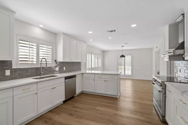 Sugar Land, TX 77478,722 Merrick DR