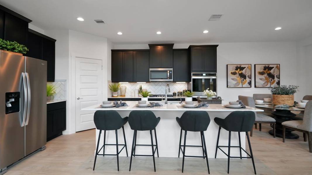 3910 Silver Falls CT, League City, TX 77573