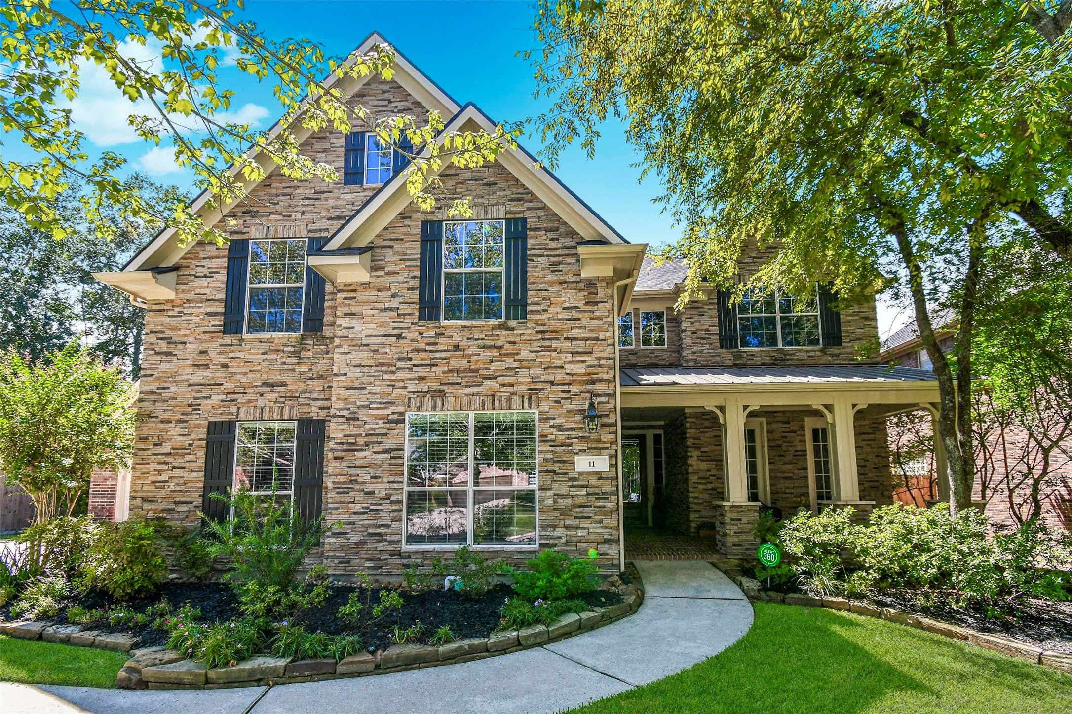 11 N Millsap CIR, The Woodlands, TX 77382