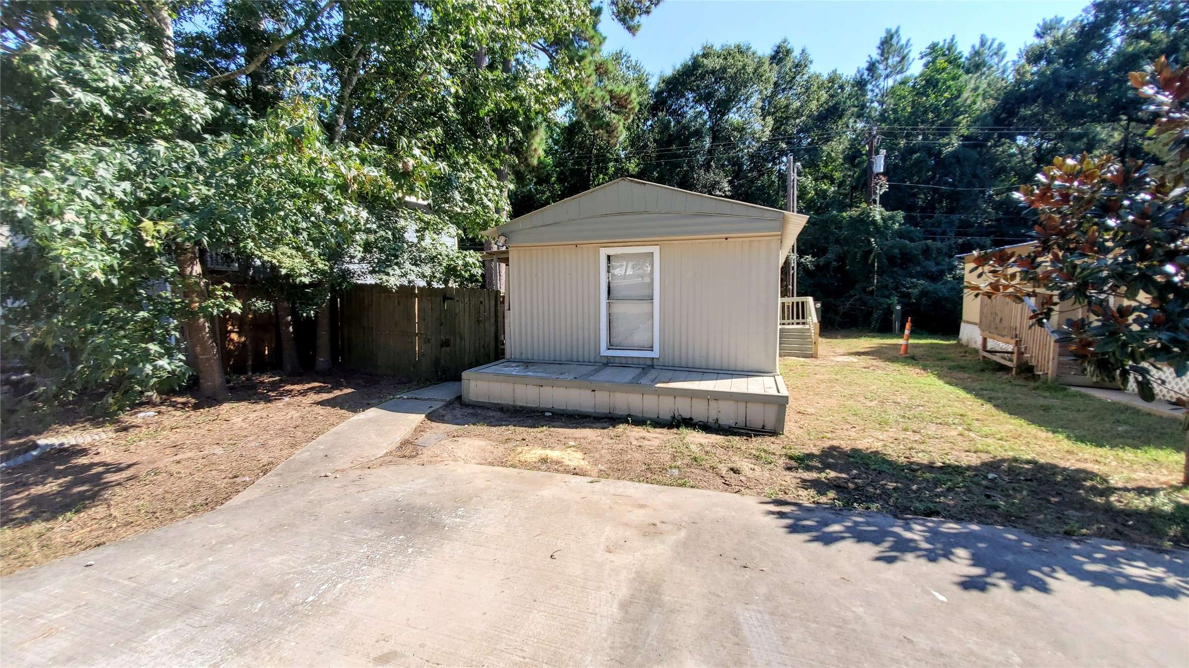 918 Queenswood, Montgomery, TX 77316