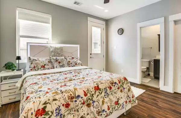 Houston, TX 77020,3108 Baer St ST