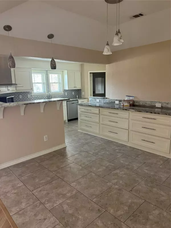 Beaumont, TX 77713,6620 Forest Trail CIR