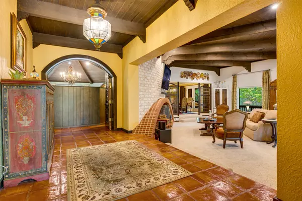 Palestine, TX 75803,2223 N Link ST