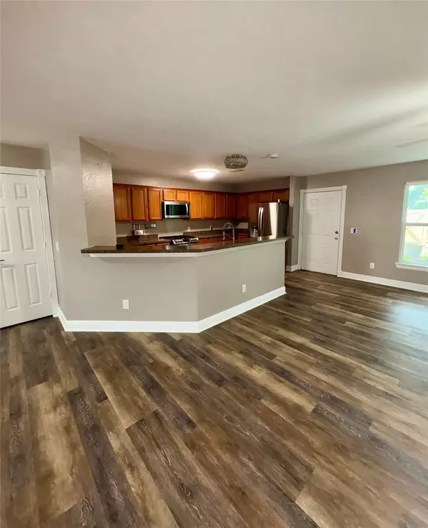 Baytown, TX 77520,1212 Willow ST