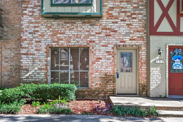 Houston, TX 77079,14707 Barryknoll LN #164